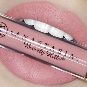 Anastasia Liquid Lipstick in Pure Hollywood